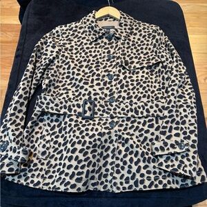 Ann Taylor Adorable as well as Versatile Black and Tan Leopard Print Trench Coat